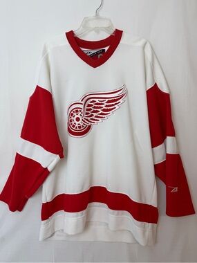 Vintage Pro Player Detroit Red Wings Jersey